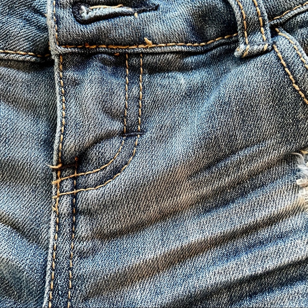 Almost Famous Shorts - Picture 5 of 5